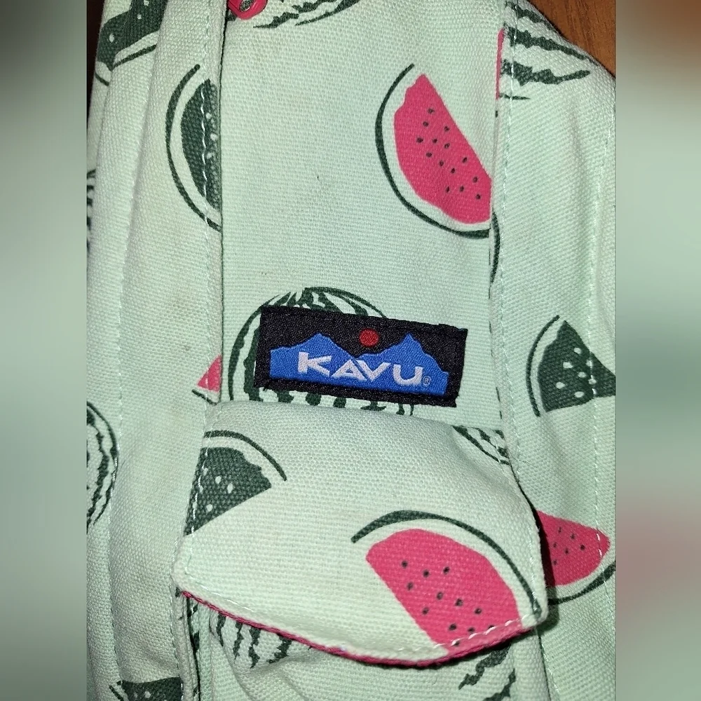 A Kavu rope sling bag in great condition.  Watermelon print. - Picture 3 of 6